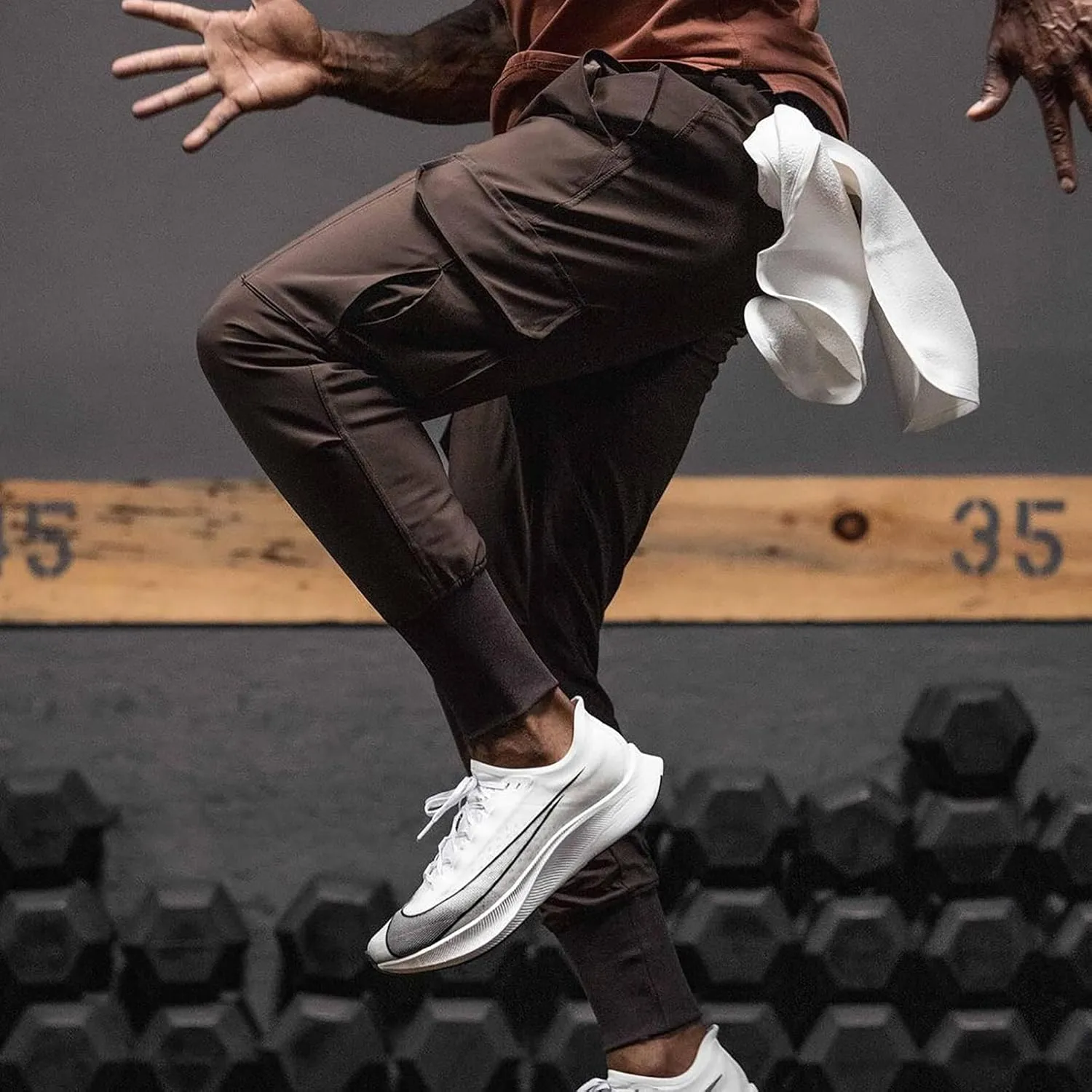 DIOTSR Mens Lightweight Joggers Pants, Cargo Athletic Sweatpants for Men, Slim Workout Pants with Pockets