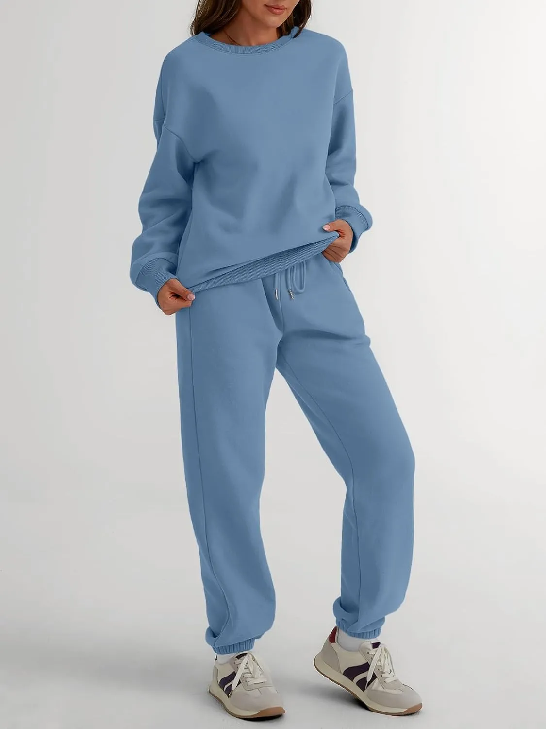 Trendy Queen Sweatsuits Women 2 Piece Outfits Two Piece Crewneck Sweatshirts Sets Lounge Fall Sweatpants 2025 Tracksuits