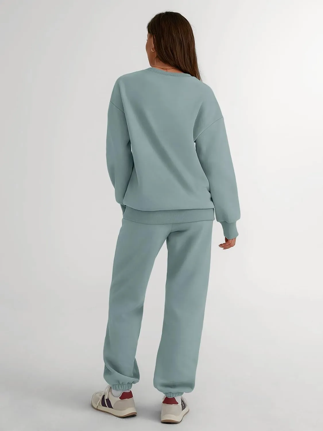 Trendy Queen Sweatsuits Women 2 Piece Outfits Two Piece Crewneck Sweatshirts Sets Lounge Fall Sweatpants 2025 Tracksuits