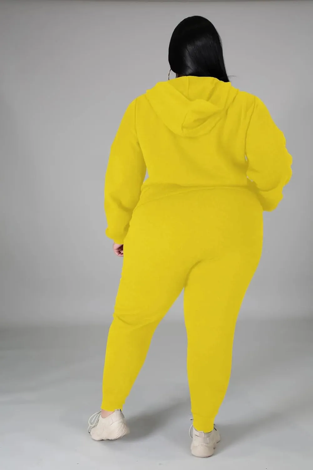 YeGine Womens Plus Size Two Piece Outfits Sweatsuits Casual Long Sleeve Set With Pockets