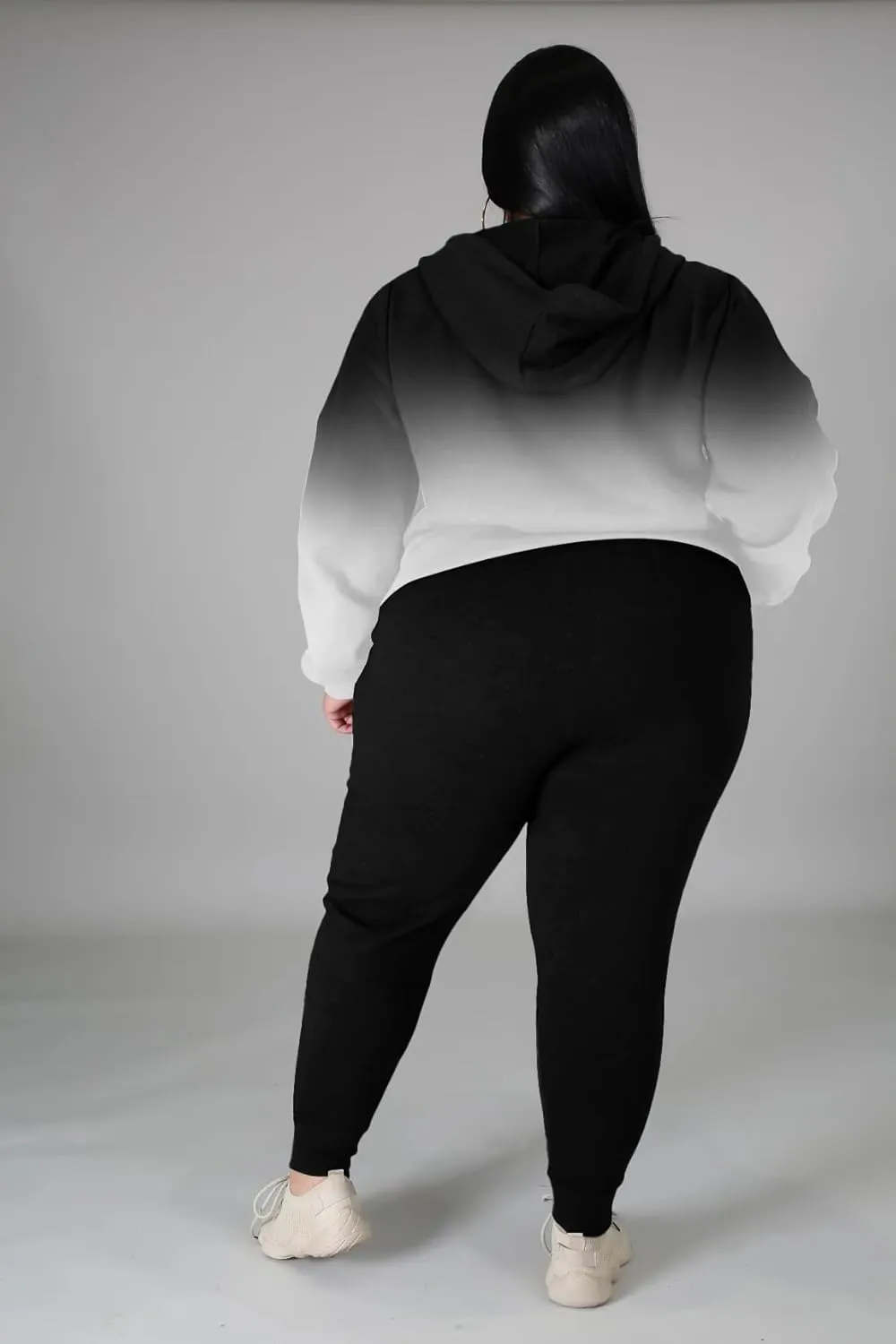 YeGine Womens Plus Size Two Piece Outfits Sweatsuits Casual Long Sleeve Set With Pockets